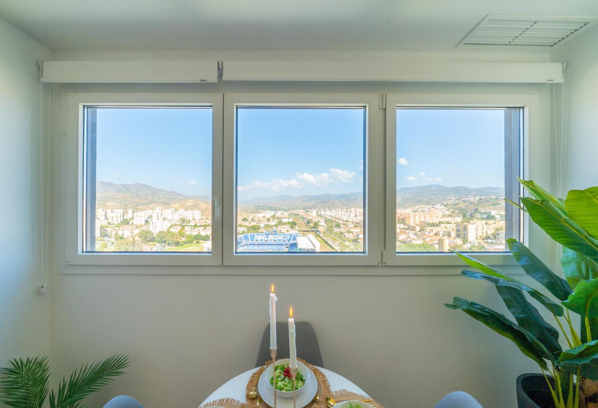 Appartamento Xpce Urban 4 Malaga Skyline - Free Parking Esterno foto