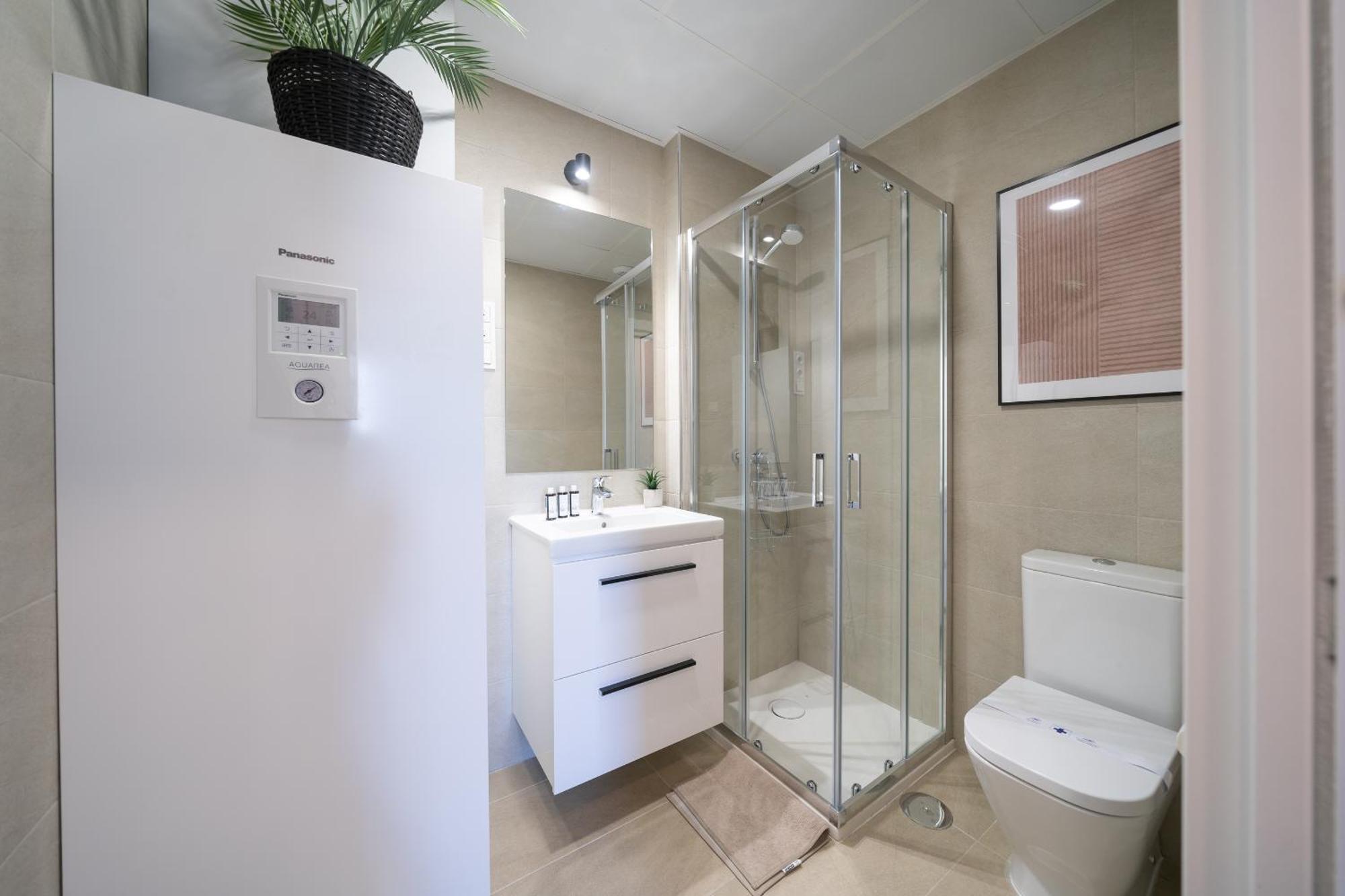 Appartamento Xpce Urban 4 Malaga Skyline - Free Parking Esterno foto