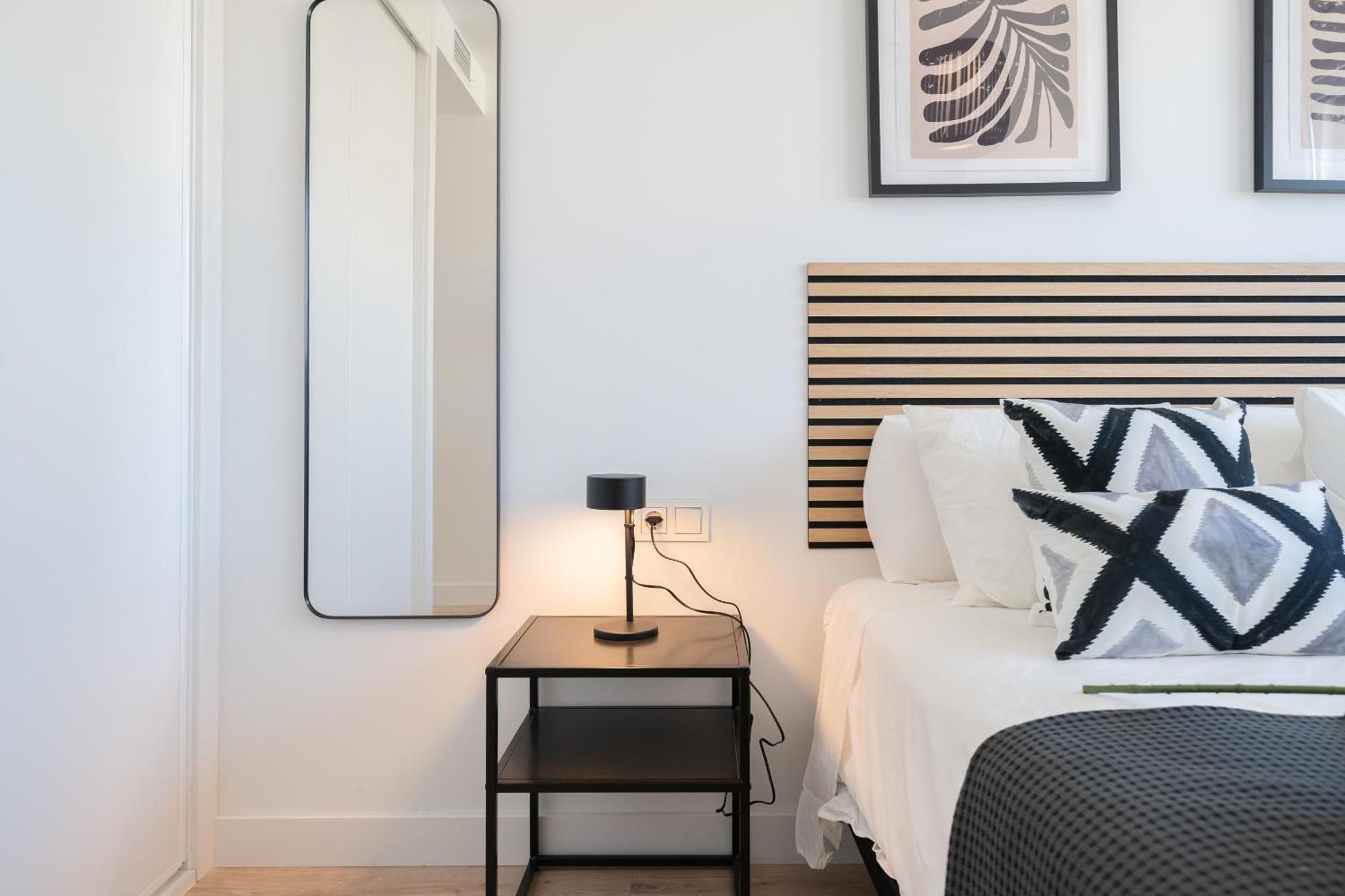 Appartamento Xpce Urban 4 Malaga Skyline - Free Parking Esterno foto