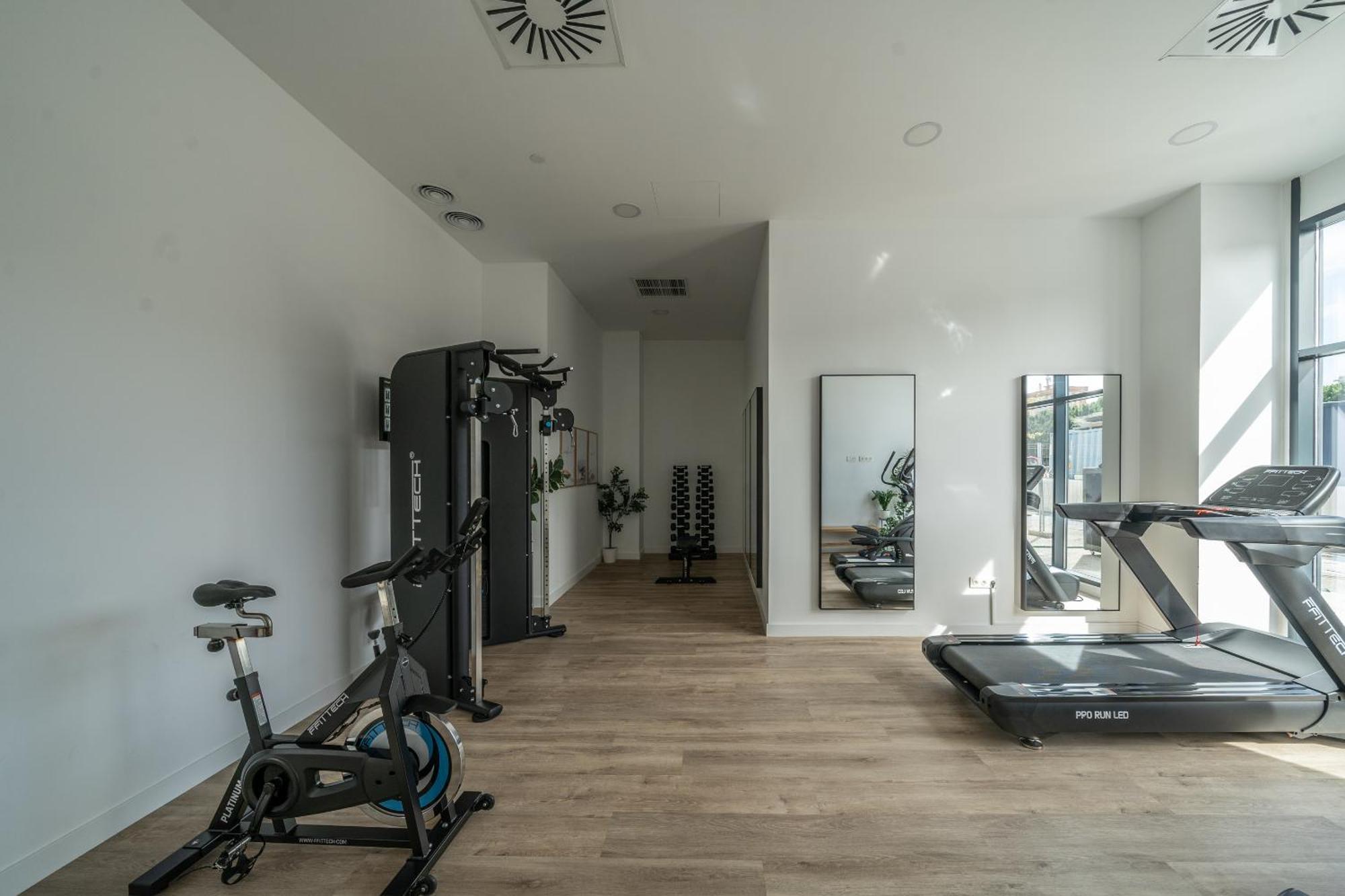 Appartamento Xpce Urban 4 Malaga Skyline - Free Parking Esterno foto
